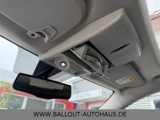 Fiat Freemont Black AWD*7-SITZER*KLIMA*CAM*AHK*TEMP* - bilder 30