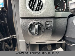 Volkswagen Tiguan Sport & Style 4X4*2.HAND*PANO*NAVI*AHK* - bilder 1