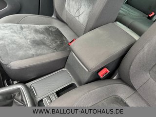 Volkswagen Tiguan Sport & Style 4X4*2.HAND*PANO*NAVI*AHK* - bilder 2