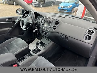 Volkswagen Tiguan Sport & Style 4X4*2.HAND*PANO*NAVI*AHK* - bilder 8
