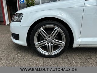 Audi A3 Cabriolet*BI-XENON*LEDER*AHK*SHZ*KLIMA*NAVI* - bilder 5