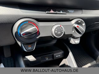 Kia Stonic Edition 7*1.HAND*KLIMA*SHZ*LKHZ*EURO6*PDC - bilder 17