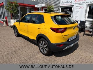 Kia Stonic Edition 7*1.HAND*KLIMA*SHZ*LKHZ*EURO6*PDC - bilder 7