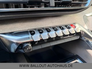 Peugeot 5008 GT*1.HAND*KLIMA*NAVI*PAN*SPUR*TOT*CAM*FOCAL - foto 15