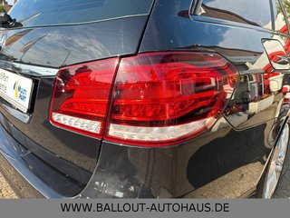 Mercedes-Benz E 250T Edition E 4Matic*2.HAND*PANO*SPUR*TOT* - photo 10
