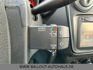 Dacia Lodgy Stepway*2.HAND*KLIMA*NAVI*TEMPO*AHK*CAM* - bilder 17