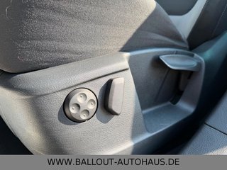 Volkswagen Sharan*2.HAND*PANO*KLIMA*XENON*7SITZER*TEMPO* - bilder 10
