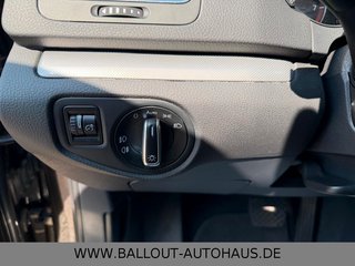Volkswagen Sharan*2.HAND*PANO*KLIMA*XENON*7SITZER*TEMPO* - bilder 10