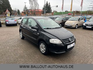 Volkswagen Fox 1,2 Color*2.HAND*KLIMA*TÜV/AU NEU*GARANTIE* - bilder 4