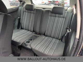 Volkswagen Fox 1,2 Color*2.HAND*KLIMA*TÜV/AU NEU*GARANTIE* - bilder 1