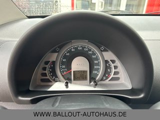 Volkswagen Fox 1,2 Color*2.HAND*KLIMA*TÜV/AU NEU*GARANTIE* - bilder 6