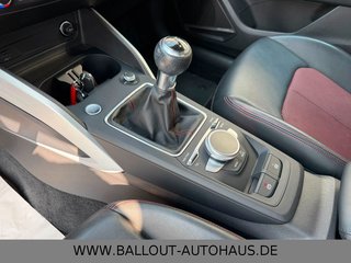 Audi Q2 35 TFSI Sport*1.HAND*S-LINE*AHK*B&O*HUD*AHK* - bilder 1