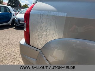 Hyundai TUCSON 2.0 GLS Edition+*1.HAND*KLIMA*LEDER*SHZ* - foto 9