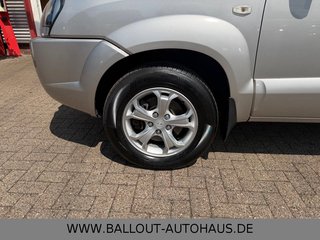Hyundai TUCSON 2.0 GLS Edition+*1.HAND*KLIMA*LEDER*SHZ* - foto 12