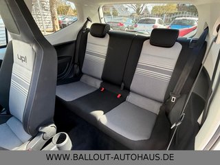 Volkswagen up! white*KLIMA*NAVI*TEMPO*PDC*BT*SHZ*TÜV/AU NEU - foto 2