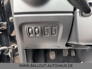 Renault Captur Intens2.HAND*KLIMA*NAVI*TEMPO*KAMERA* - bilder 1