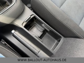 Volkswagen Golf VI Style*2.HAND*KLIMA*SHZ*TEMPO*TÜV/AU NEU* - foto 18