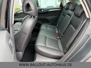 Citroën C4 Lim. Exclusive*1.HAND*PANO*XENON*MASSAGE*TEMP - bilder 6