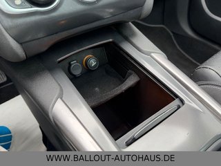 Citroën C4 Lim. Exclusive*1.HAND*PANO*XENON*MASSAGE*TEMP - bilder 19