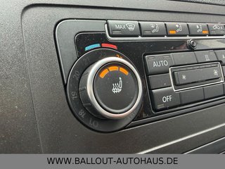 Volkswagen Caddy Maxi*2.HAND*7-SITZER*KLIMA*STHZ*SHZ*TEMPO* - bilder 22