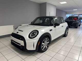 MINI Cooper S Hardtop Used vehicle for sale