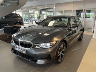 BMW 330 Demonstrator for sale