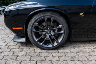 2022 Dodge Challenger R/T Scat Pack Coupe - photo 9