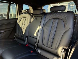 2026 BMW X7 M60i - photo 8