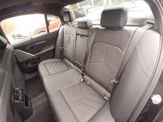 2026 BMW 540i xDrive - photo 8