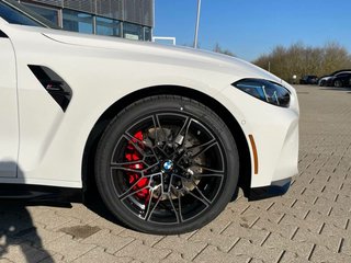 2026 BMW M4 Competition xDrive Coupe - photo 9