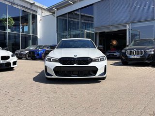 2026 BMW M340xi Sedan - photo 2