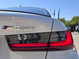 2026 BMW M340xi Sedan - photo 1