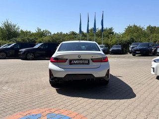 2026 BMW M340xi Sedan - photo 2