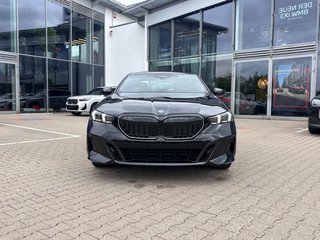 2027 BMW 540i xDrive - photo 2