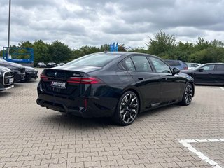 2027 BMW 540i xDrive - photo 4