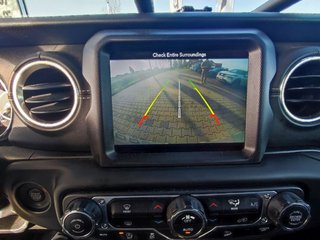 2018 Jeep Wrangler Unlimited Sahara Sport 4X4 - photo 3