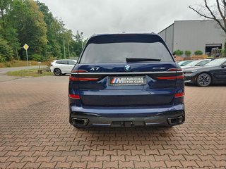 2026 BMW X7 xDrive40i - photo 2