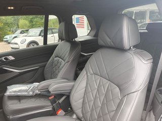 2026 BMW X7 xDrive40i - photo 8