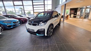BMW i3 Year-old for sale
