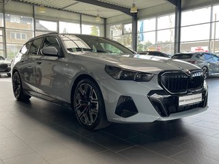 BMW 520d xDrive Tour. M Sport Pro/360°/Pano/Travel/20"/AHK