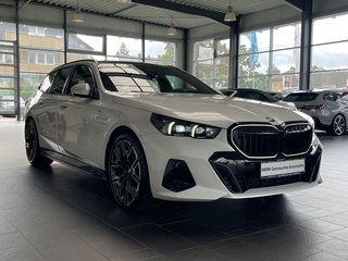 BMW 520d xDrive Tour. M Sport Pro 360°/Pano/Travel/20"/AHK