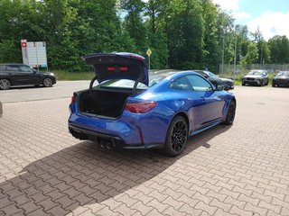 2027 BMW M4 Competition xDrive Coupe - photo 3