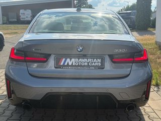 2026 BMW 330i xDrive Sedan - photo 2