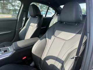 2026 BMW 330i xDrive Sedan - photo 7
