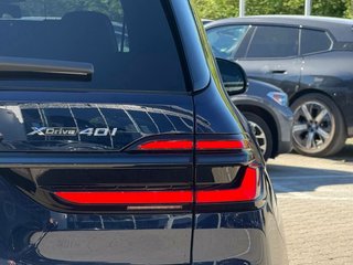 2026 BMW X7 xDrive40i - photo 2