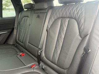 2026 BMW X5 M60i - photo 8