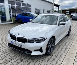 BMW 330 Demonstrator for sale