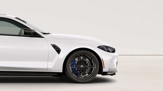 2027 BMW M4 Competition Coupe - photo 4