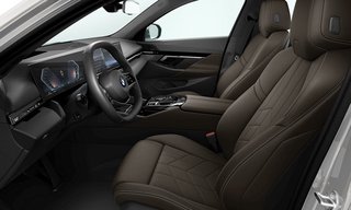 2025 BMW 530i xDrive Sedan - photo 6