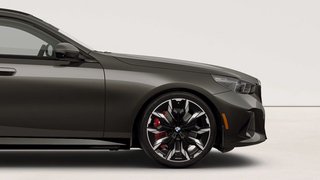 2027 BMW 540i xDrive - photo 4